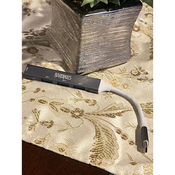USB C To USB Hub Multi-Interface Adapter 4 Ports Bardimies Aluminum Compact Desi - Picture 3 of 10